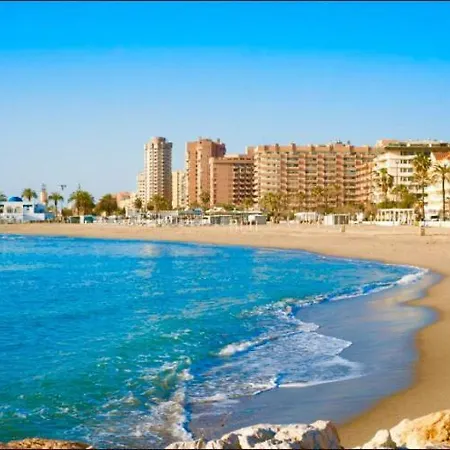 Apartment And 3 Bedroom Perfect Location Near Pyr Fuengirola