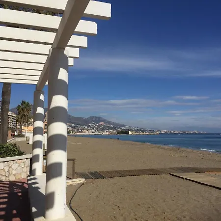 And 3 Bedroom Perfect Location Near Pyr * Fuengirola